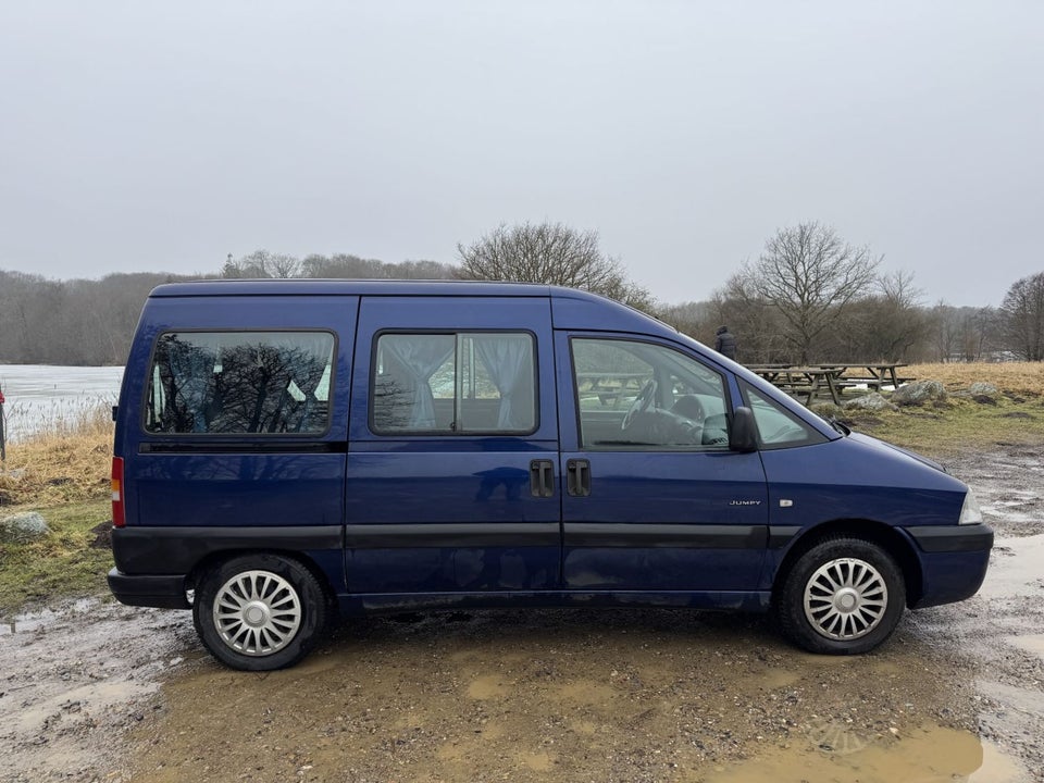 Citroën Jumpy 2,0i 16V 136 8prs 5d