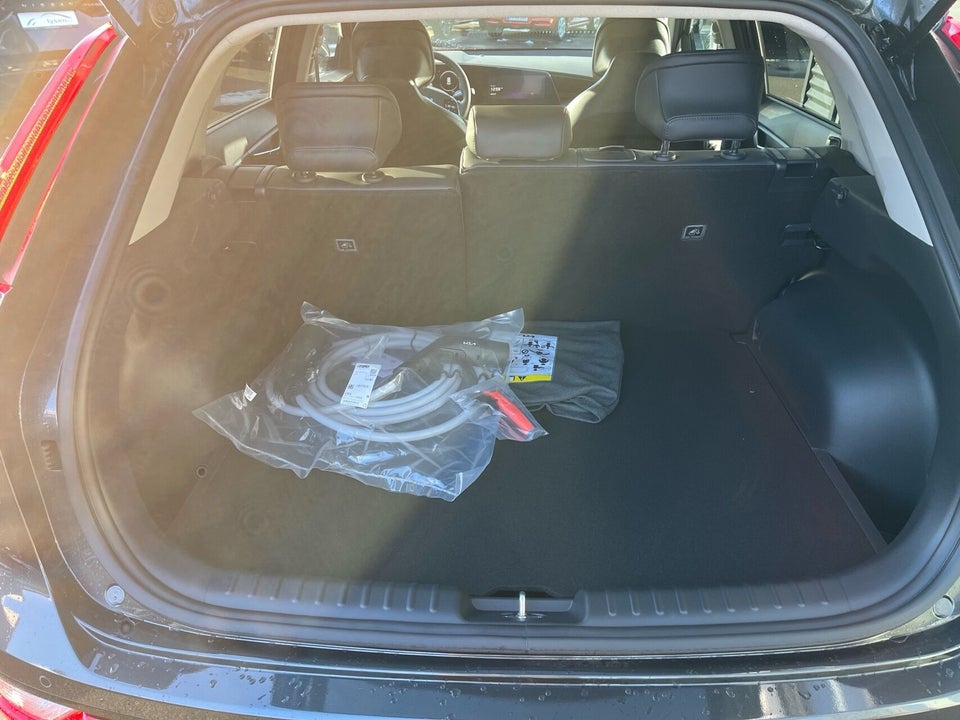 Kia Niro 64 EV Upgrade 5d