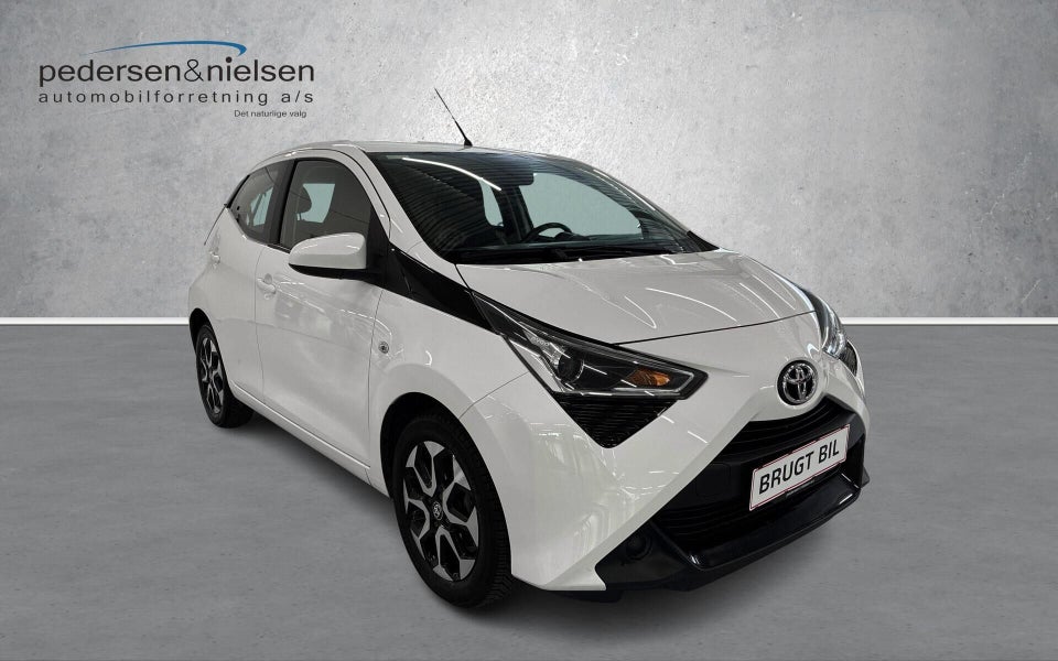 Toyota Aygo 1,0 VVT-i x-plore 5d