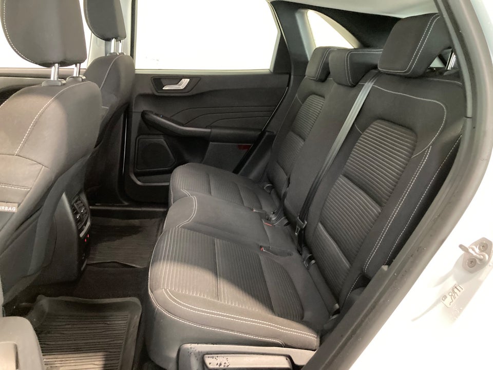 Ford Kuga 2,5 PHEV Titanium CVT 5d