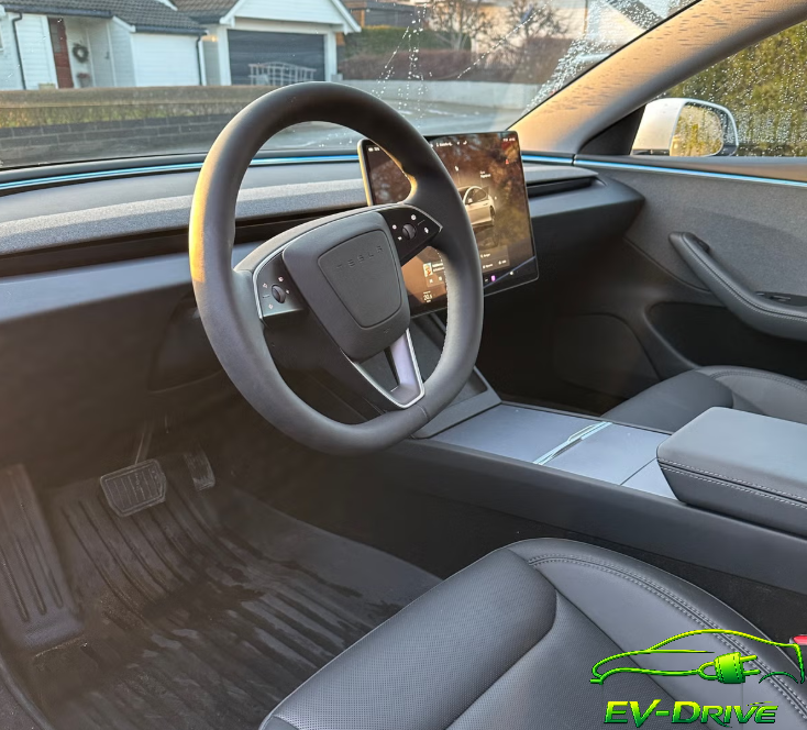 Tesla Model 3 RWD 4d