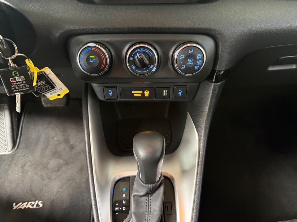 Toyota Yaris 1,5 Active CVT 5d