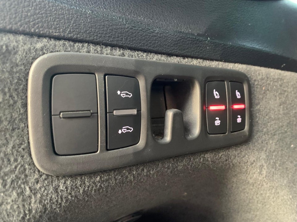 Audi Q7 3,0 TDi 272 S-line quattro Tiptr. 7prs 5d