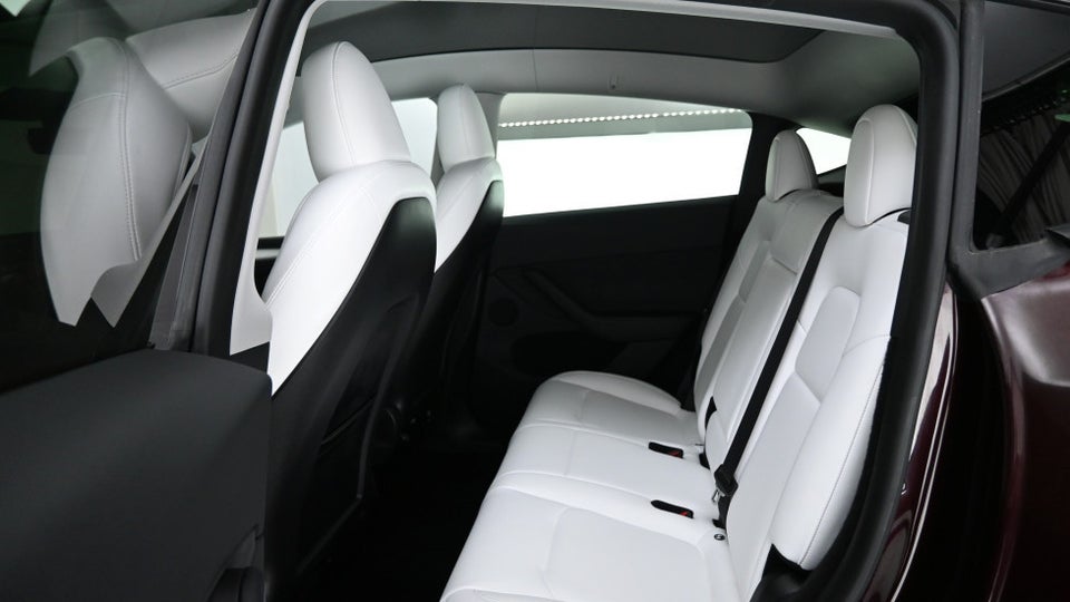 Tesla Model Y Long Range AWD 5d