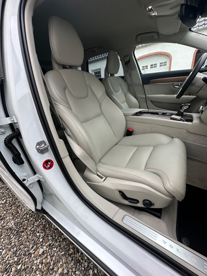 Volvo V90 2,0 T5 250 Inscription aut. 5d