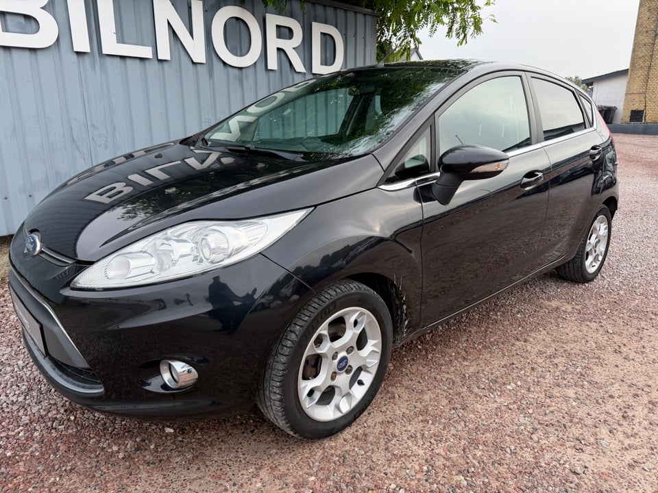 Ford Fiesta 1,25 82 Titanium 5d