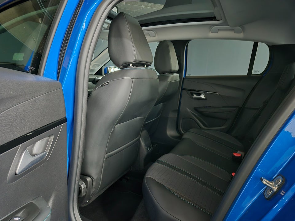 Peugeot 208 1,2 PureTech 100 Allure Sky EAT8 5d