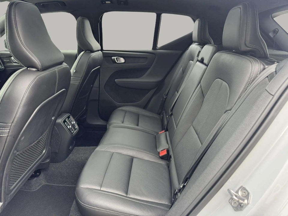 Volvo XC40 P8 ReCharge Twin R-Design 5d