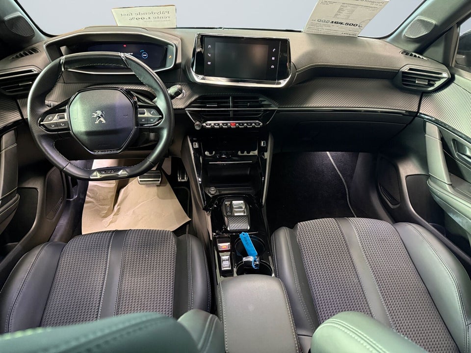 Peugeot e-208 50 GT 5d