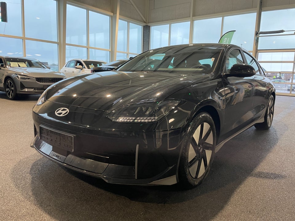 Hyundai Ioniq 6 53 Essential 4d