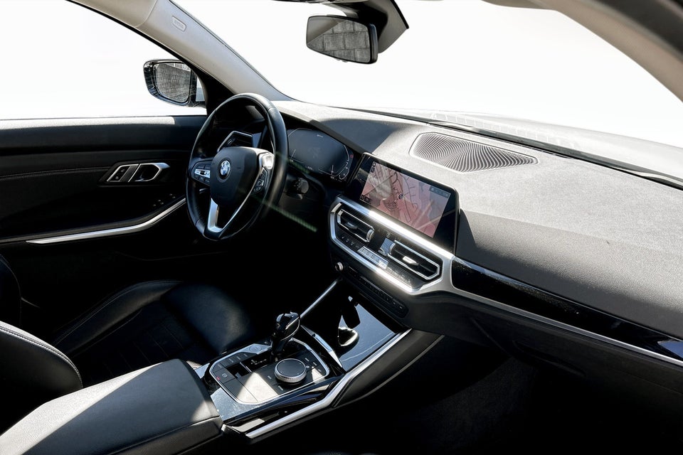 BMW 330e 2,0 Touring Sport Line aut. 5d