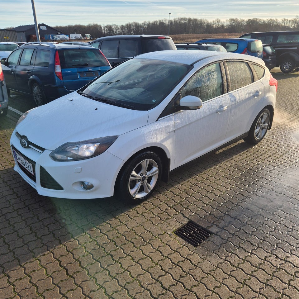 Ford Focus 1,0 SCTi 125 Titanium ECO 5d
