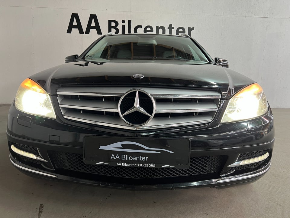 Mercedes C220 2,2 CDi Avantgarde stc. aut. 5d