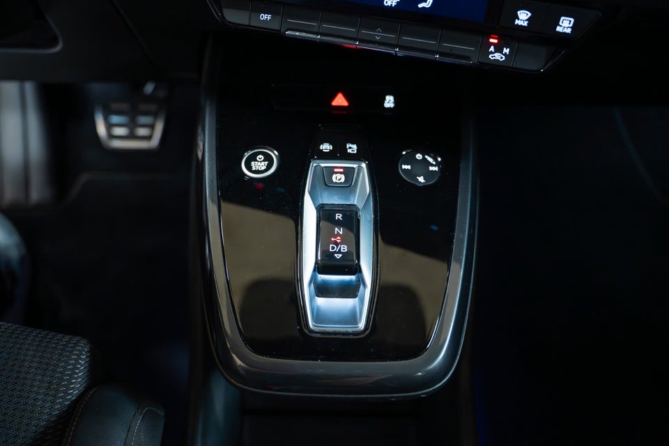 Audi Q4 e-tron 40 S-line 5d