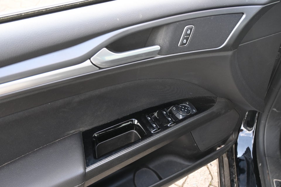 Ford Mondeo 2,0 TDCi 150 Titanium stc. 5d