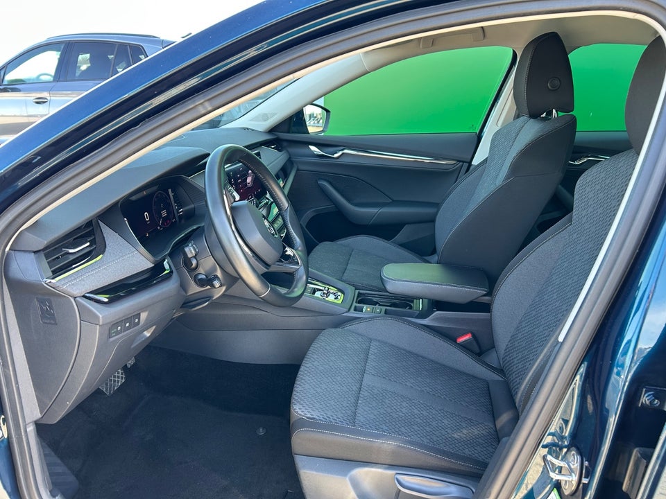 Skoda Octavia 2,0 TDi 150 Business Executive DSG 5d