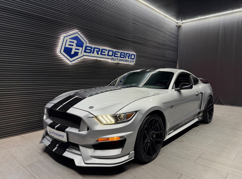 Ford Mustang 2,3 EcoBoost Fastback aut. 2d