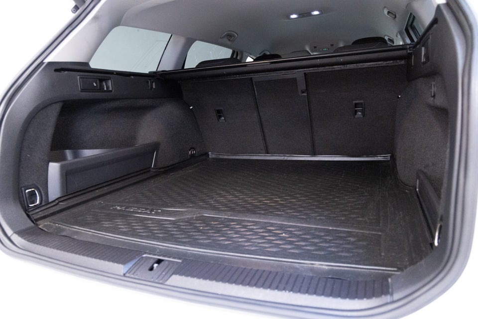 VW Passat 1,4 GTE Variant DSG 5d