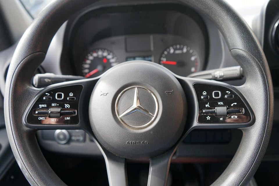 Mercedes Sprinter 317 2,0 CDi A2 Kassevogn aut. RWD