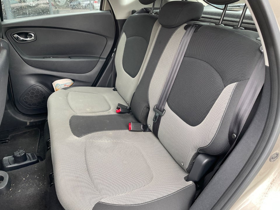 Renault Captur 1,2 TCe 120 Expression EDC 5d
