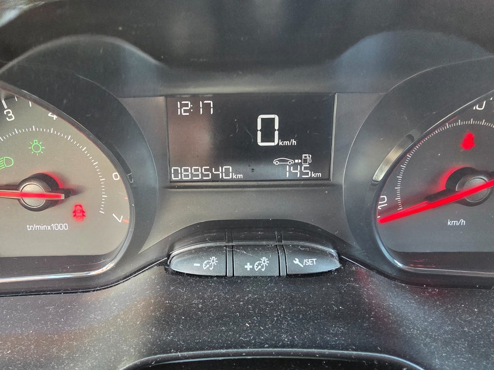 Peugeot 208 1,0 VTi Access Air 5d