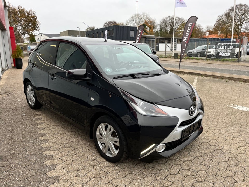 Toyota Aygo 1,0 VVT-i x-black II 5d