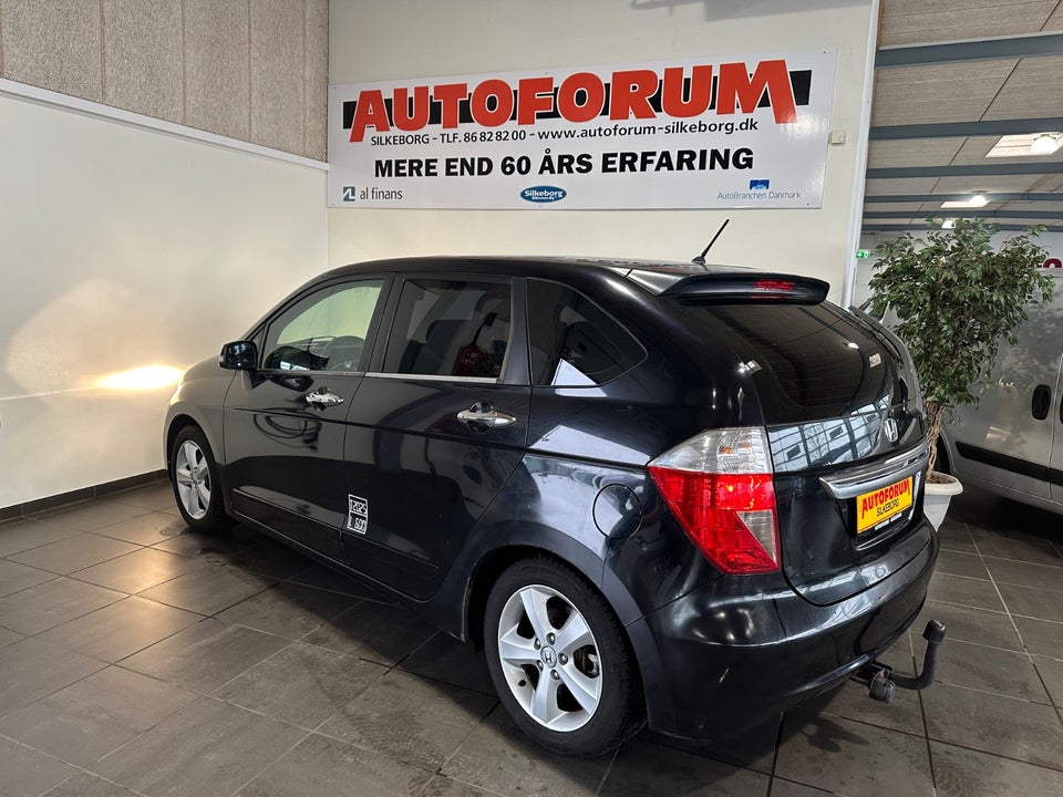 Honda FR-V 2,0i Executive Van 5d