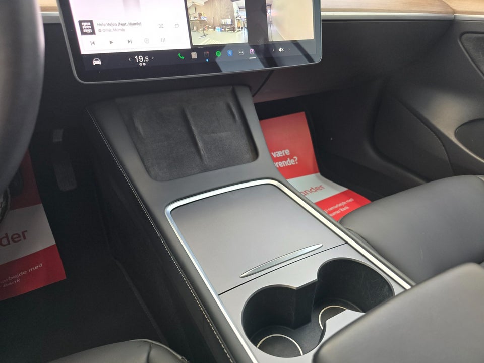 Tesla Model 3 Standard Range+ RWD 4d