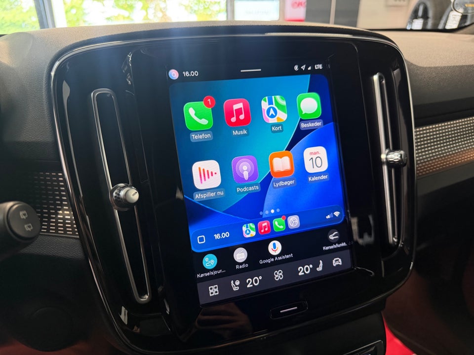 Volvo XC40 P8 ReCharge Twin R-Design 5d