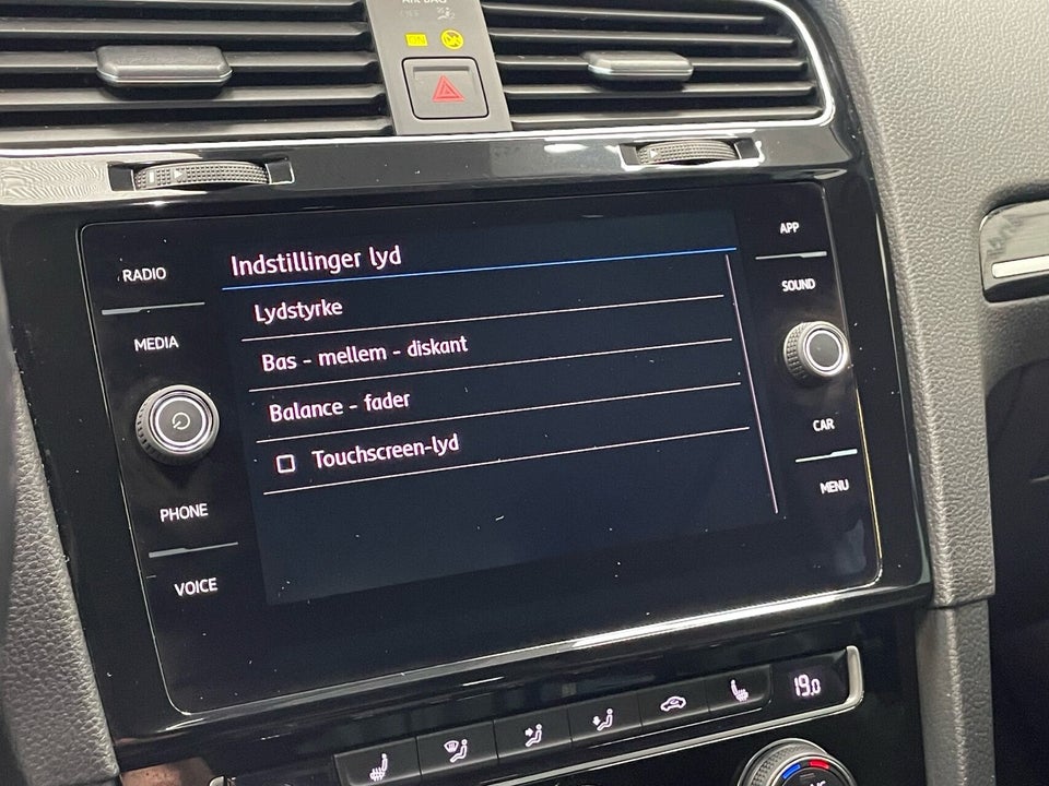 VW Golf VII 1,5 TSi 150 Comfortline Connect DSG 5d