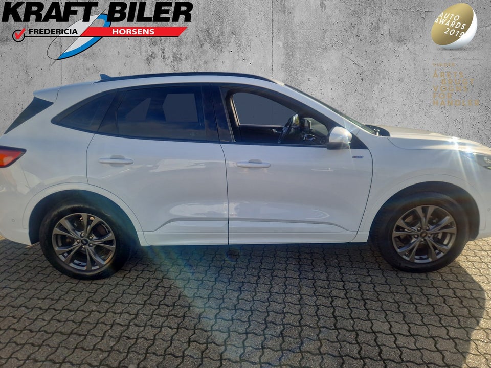 Ford Kuga 2,5 PHEV ST-Line CVT Van 5d