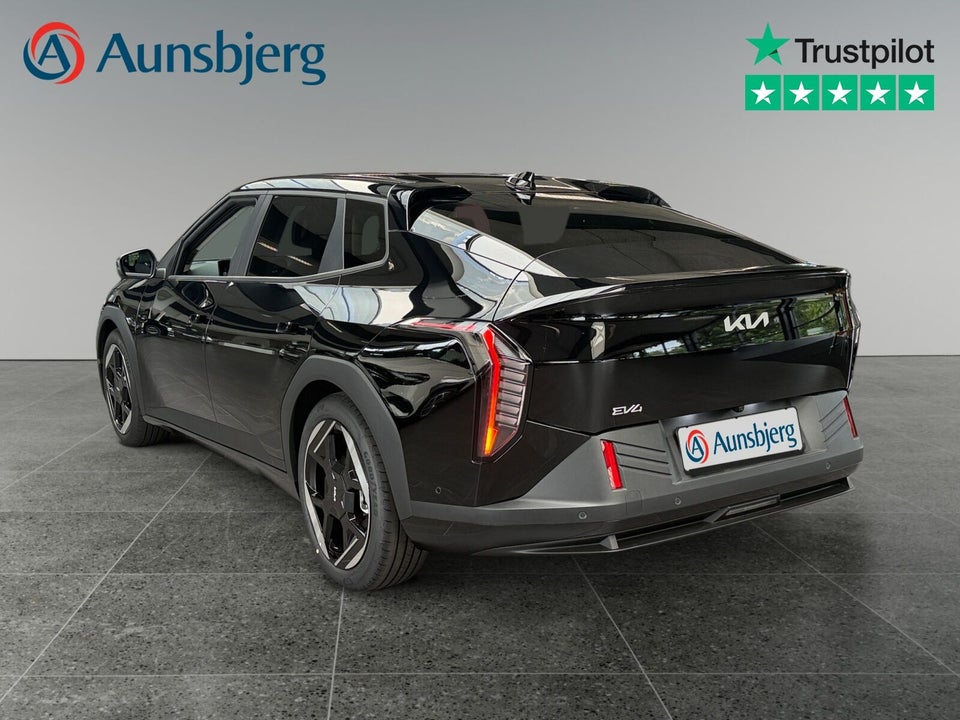 Kia EV4 81 Long Range Upgrade Fastback 4d