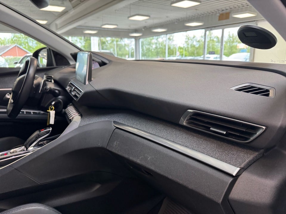 Peugeot 5008 1,6 e-THP 165 Allure EAT6 7prs 5d