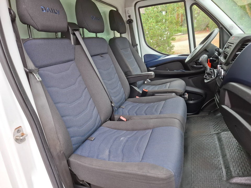 Iveco Daily 2,3 35S16 Alukasse m/lift AG8 2d