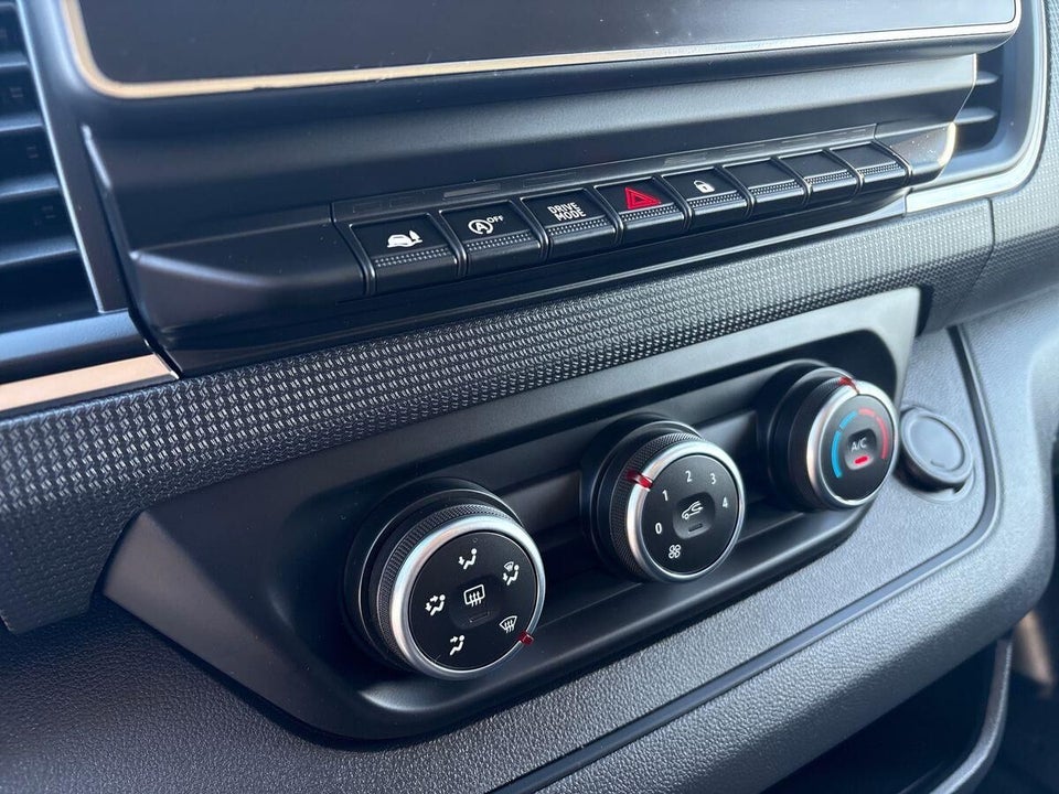 Nissan Primastar 2,0 dCi 150 L2H1 N-Connecta DCT Van