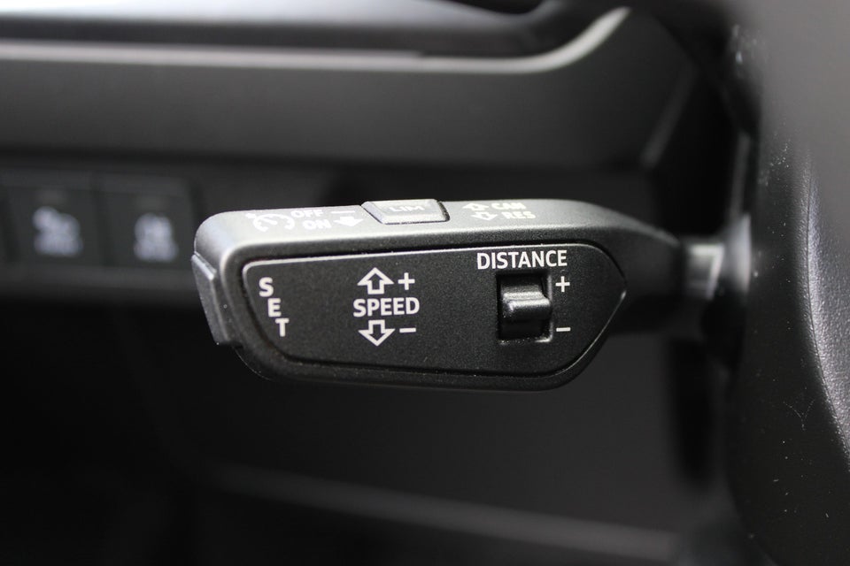 Audi Q4 e-tron 45 S-line 5d