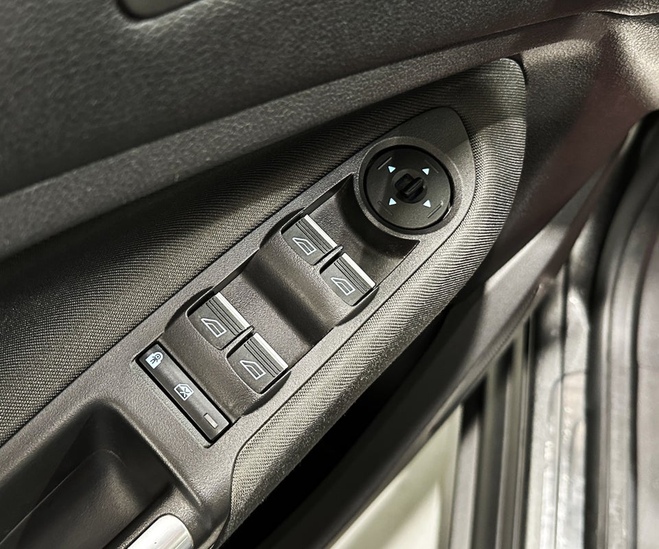 Ford C-MAX 1,0 SCTi 125 Titanium 5d