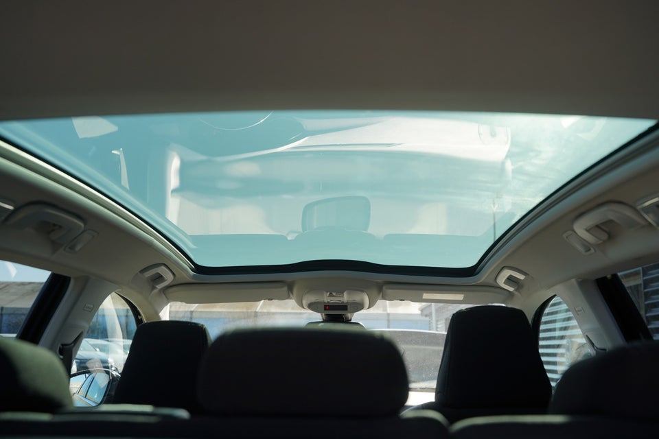 Peugeot 308 1,6 BlueHDi 120 Selection Sky SW 5d