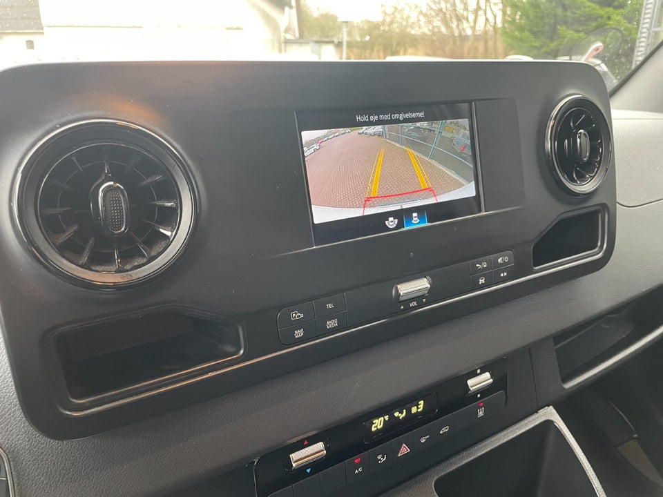 Mercedes Sprinter 319 3,0 CDi A2 Kassevogn aut. RWD