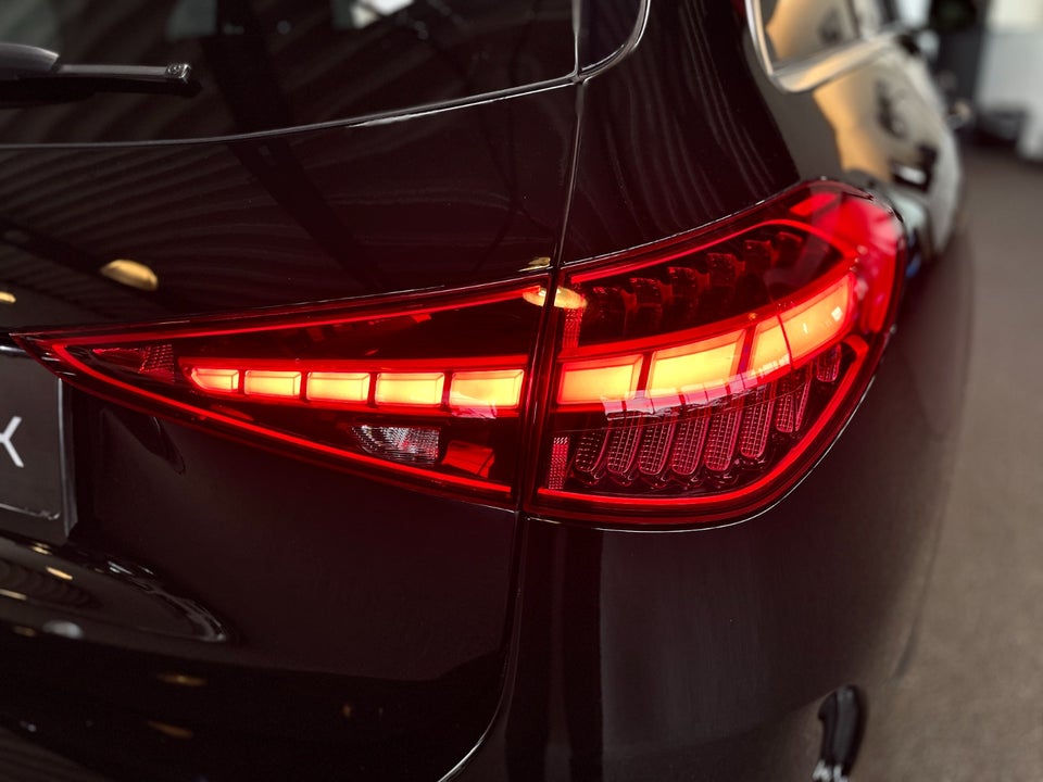 Mercedes C300 e 2,0 AMG Line stc. aut. 5d