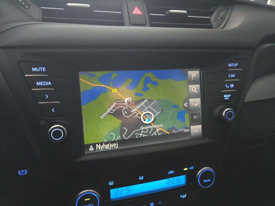 Toyota Avensis 1,8 VVT-i T2 Premium Touring Sports MDS 5d