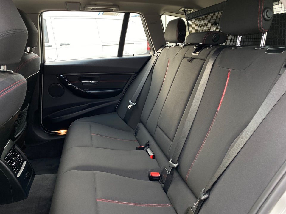 BMW 320d 2,0 Touring Sport Line aut. 5d
