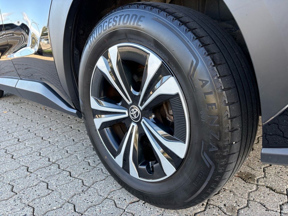 Toyota bZ4X Active 5d