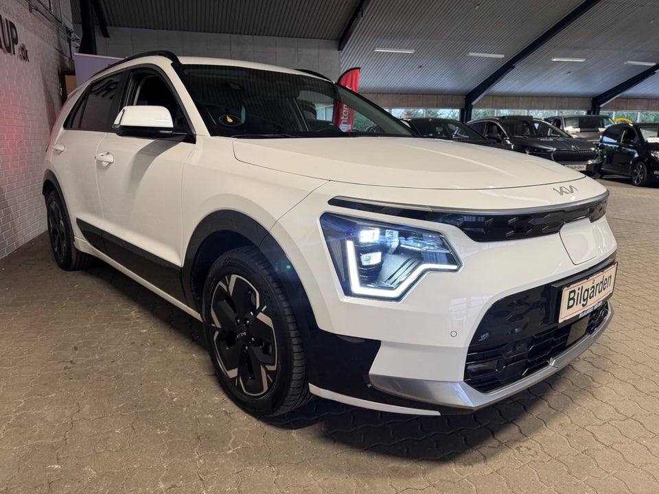 Kia Niro 64 EV Upgrade 5d