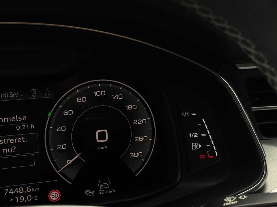 Audi A6 55 TFSi e S-line quattro S-tr. 4d