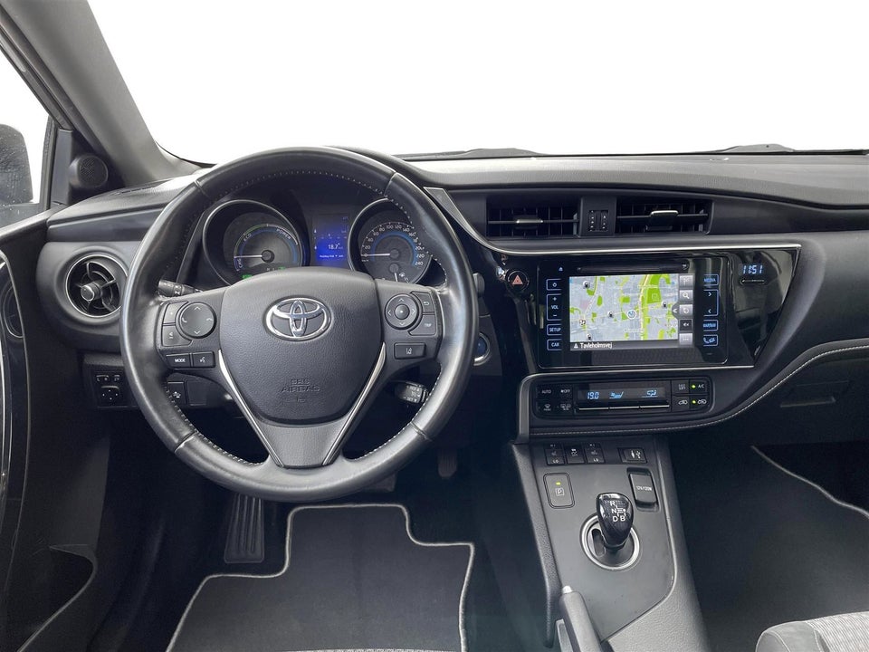 Toyota Auris 1,8 Hybrid Prestige Touring Sports CVT 5d