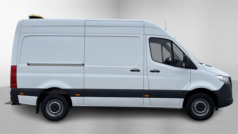 Mercedes Sprinter 317 2,0 CDi A2 Kassevogn aut. RWD