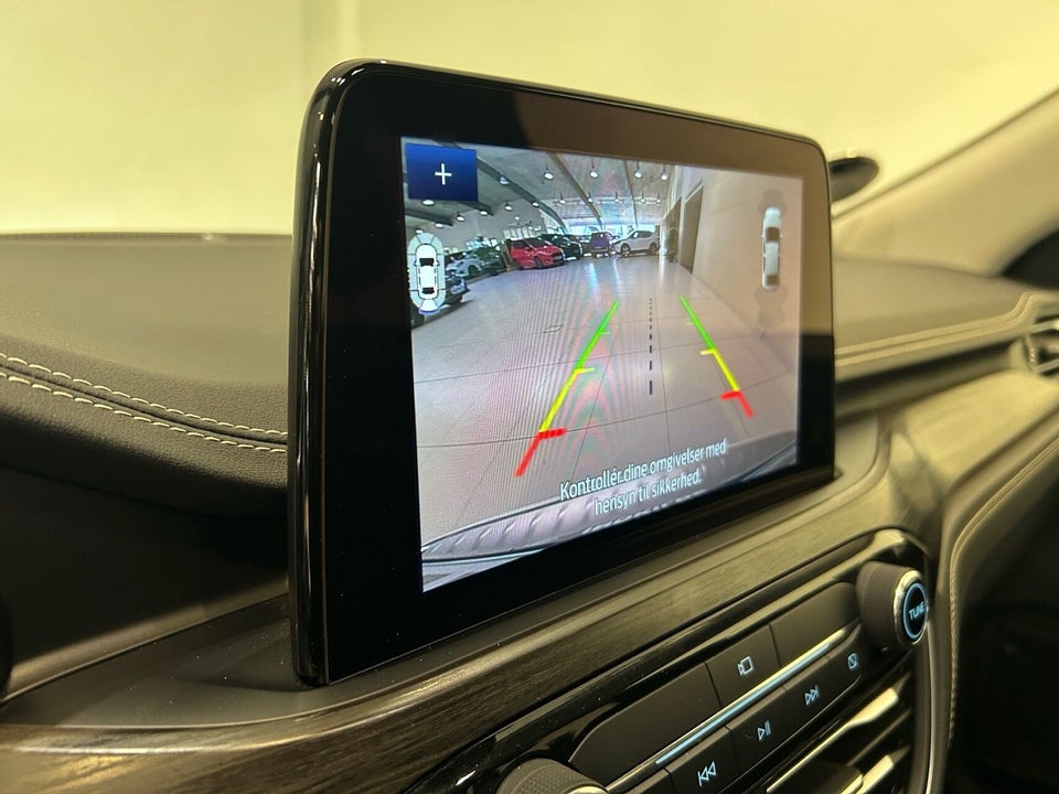 Ford Kuga 2,5 PHEV Vignale CVT 5d