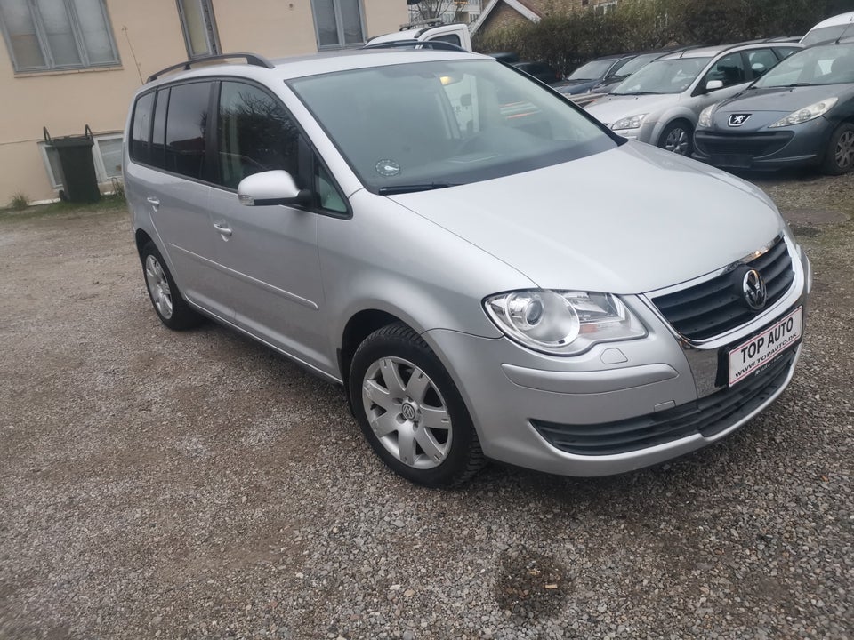 VW Touran 1,9 TDi 105 Trendline 7prs 5d