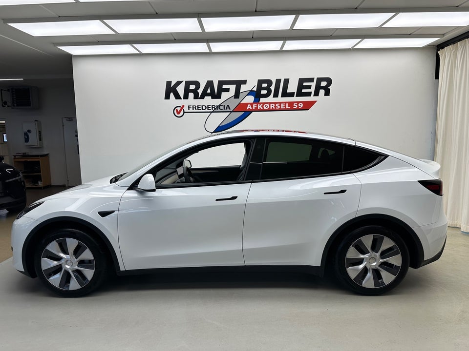 Tesla Model Y RWD 5d